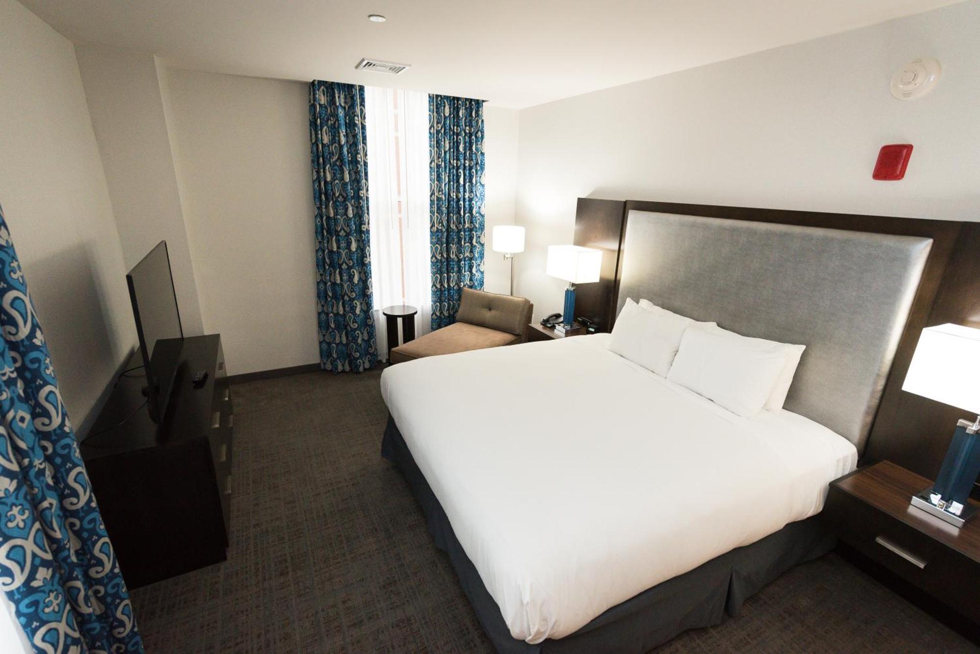 Hilton Scranton & Conference Center Hotel Exterior photo